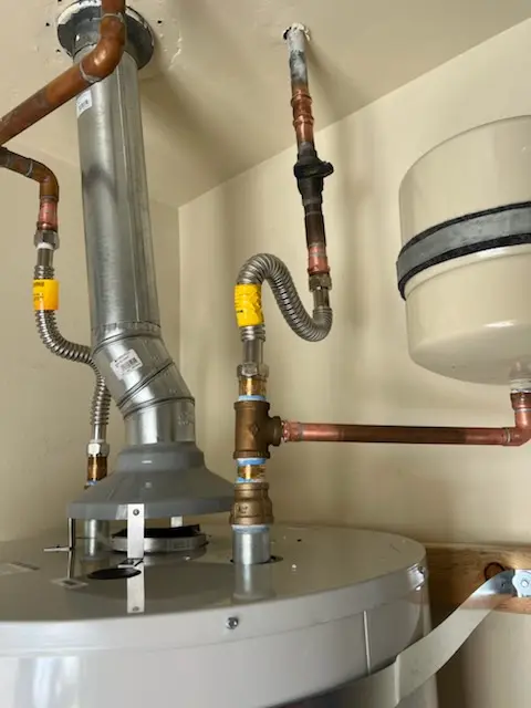 Water heater installation and plumbing repair in Garden Lakes
